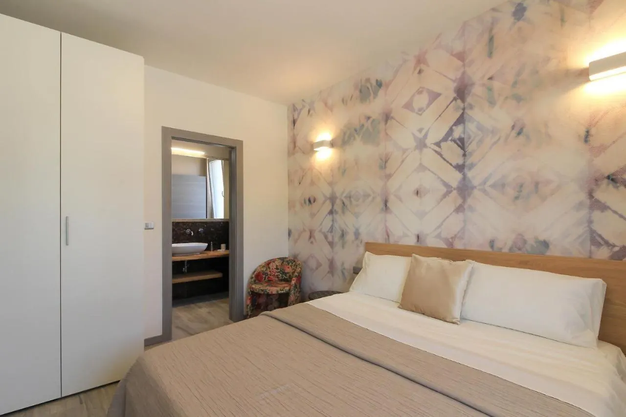 New Modern Villa Riz With Private Pool Near The Town Center And Beach By Wiibuk Pula