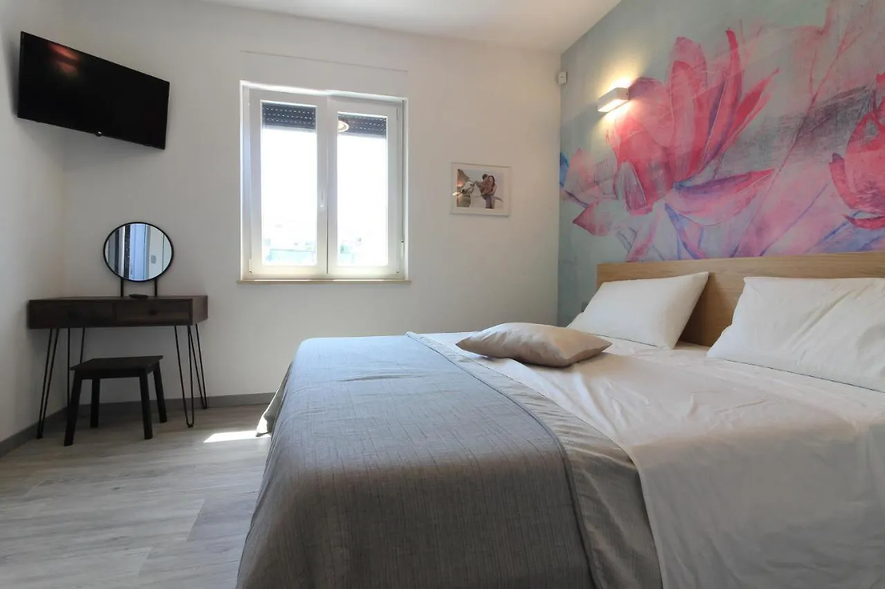 New Modern Villa Riz With Private Pool Near The Town Center And Beach By Wiibuk Pula